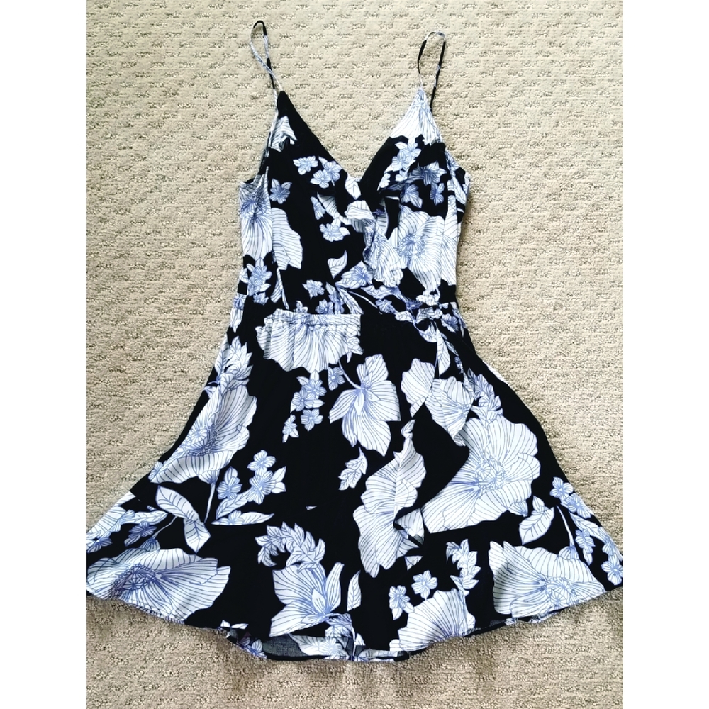 Express Floral Ruffle Wrap Mini Dress - Picture 2 of 6